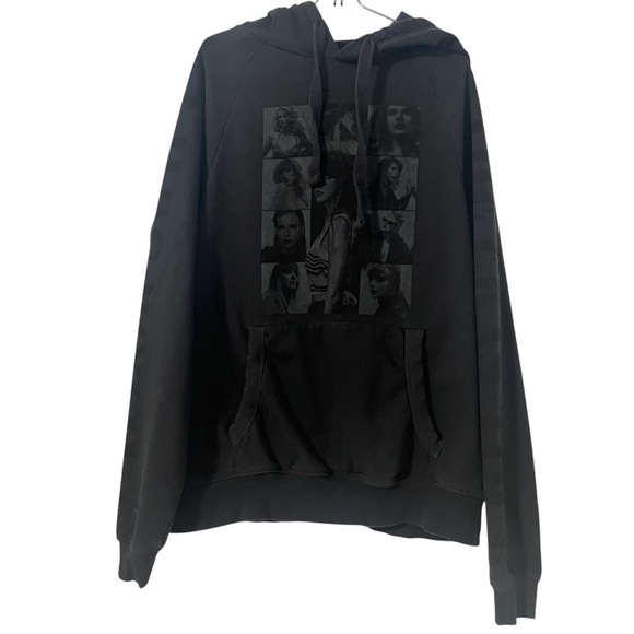 Taylor Swift Eras Tour Hoodie Size Small Relaxed Fit - Picture 1 of 12